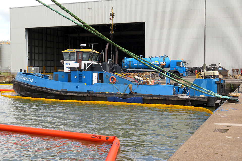 Collision between fishing vessel Kirkella and pusher tug Shovette